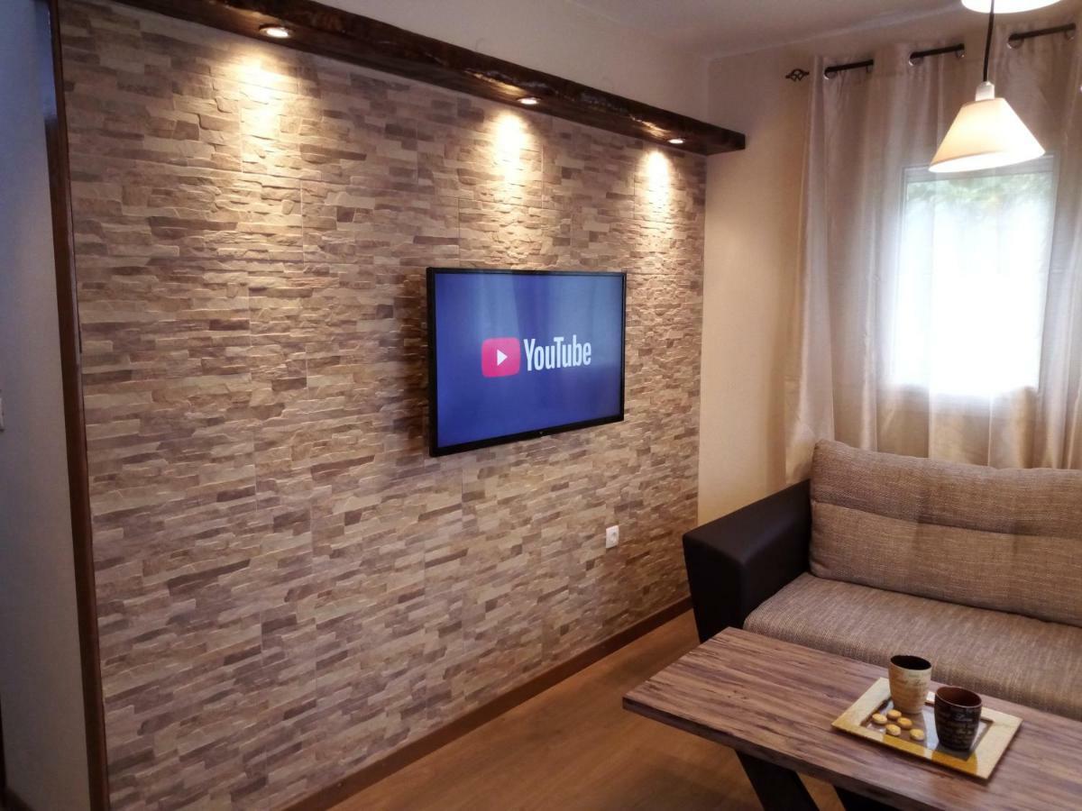 The Elysian At Nicopolis Jacuzzi Apartman Nikopolis Kültér fotó